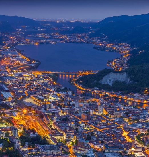 Ponte Azzone Visconti - Shutterstock.com - Shutterstock.com - Shutterstock.com