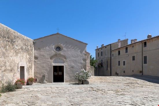 Borgo Medievale Populonia Hect - Shutterstock.com Hect