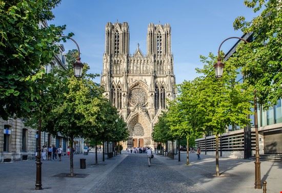  Reims Evgeny Shmulev / Shutterstock.com Evgeny Shmulev / Shutterstock.com