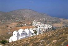 panorama del villaggio di panaghia a folegandros