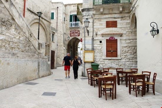  Vieste Shutterstock.com 