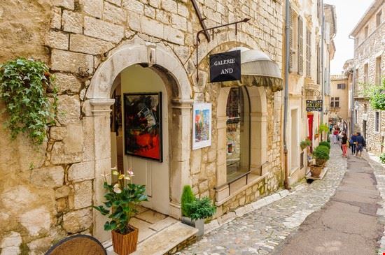  Saint-Paul-de-Vence Anton_Ivanov / Shutterstock.com Anton_Ivanov / Shutterstock.com