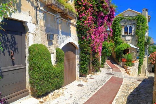 La regione più bella di Francia e i suoi incredibili gioielli: 20 borghi in Costa Azzurra per un viaggio d'autore