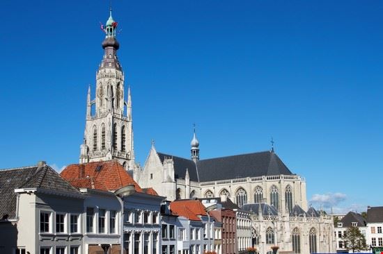  Breda RG-vc - Shutterstock.com RG-vc