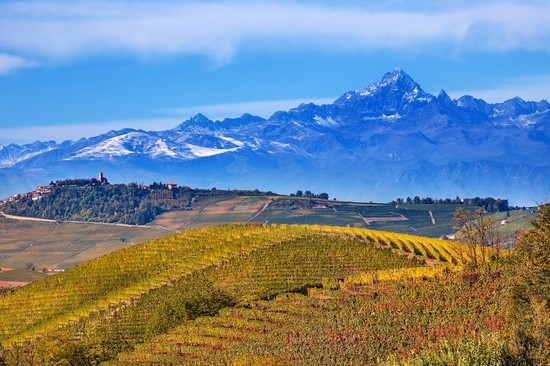 10 cammini autunnali in Italia tra ulivi, vigne e foliage