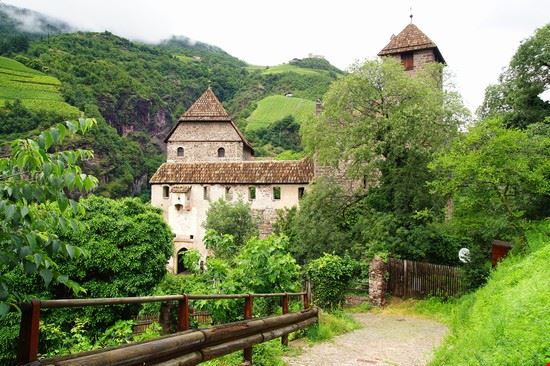 Castel Roncolo Castel Roncolo Igor Plotnikov / Shutterstock.com Igor Plotnikov / Shutterstock.com
