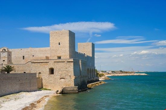 Castello Svevo Castello Svevo Mi.Ti. - Shutterstock.com Mi.Ti.