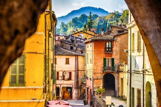  Brisighella GoneWithTheWind - Shutterstock GoneWithTheWind