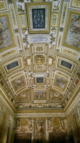 DENTRO LE MURA DI CASTEL SANT'ANGELO