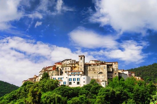Ameglia Ameglia LianeM - Shutterstock.com LianeM
