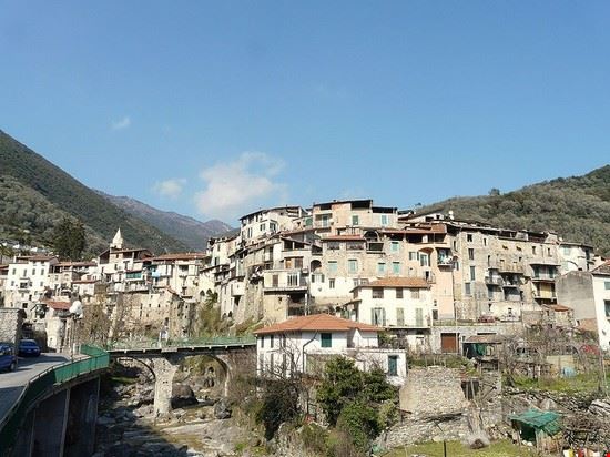 Rocchetta Nervina Dolceacqua Davide Papalini - CC BY-SA 3.0 Davide Papalini