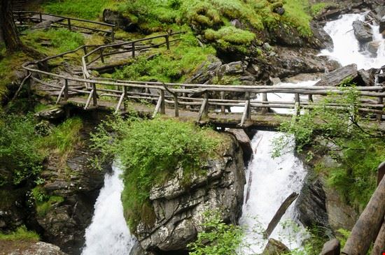 Cascate di Saent Rabbi ale_rizzo - Shutterstock.com ale_rizzo
