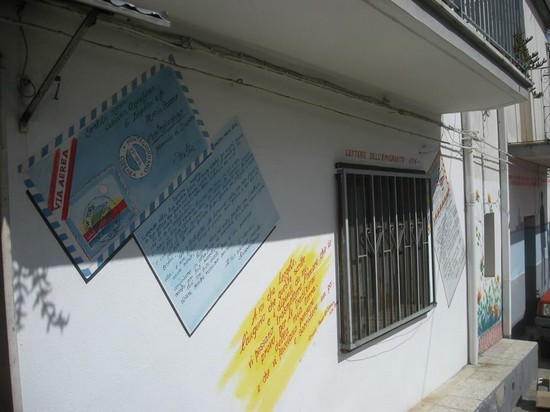 Murales lettere militari alle fidanzate