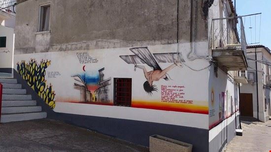  Murales tratti dalle poesie di Luigi Pace di Montegiordano.  