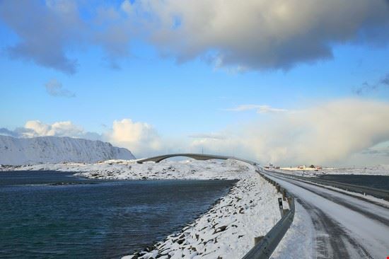 Strada turistica delle Isole Lofoten Lofoten livcool - Shutterstock.com livcool