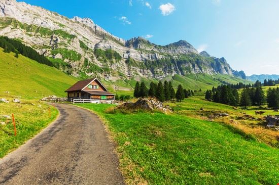  Mezzana alexandre zveiger - Shutterstock.com alexandre zveiger