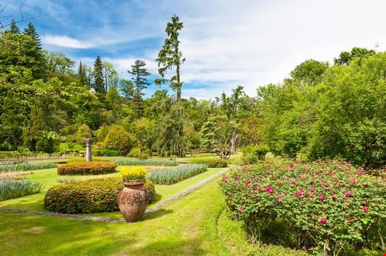 Giardini di Villa Taranto  Verbania CoffeeChocolates - Shutterstock.com CoffeeChocolates