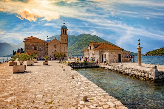 Chiesa di Nosta signora delle rocce a Kotor