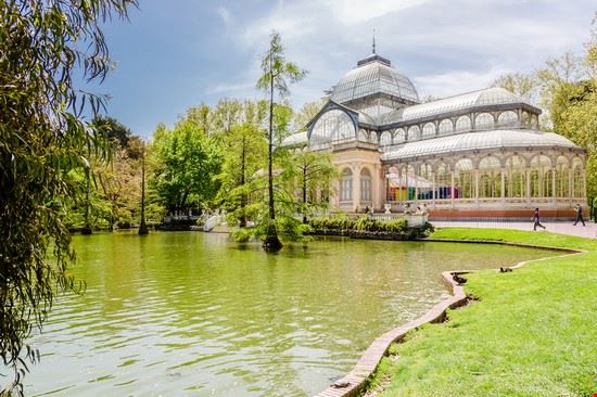 Retiro Park Madrid hessbeck - Shutterstock.com hessbeck