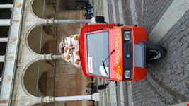 E' arrivata un' Ape carica di torrone!