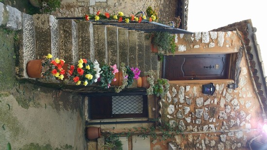 Una veduta di Tourrettes