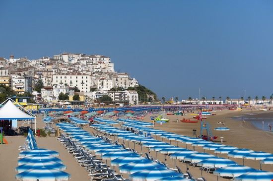  Rodi Garganico Claudio Giovanni Colombo - Shutterstock.com Claudio Giovanni Colombo