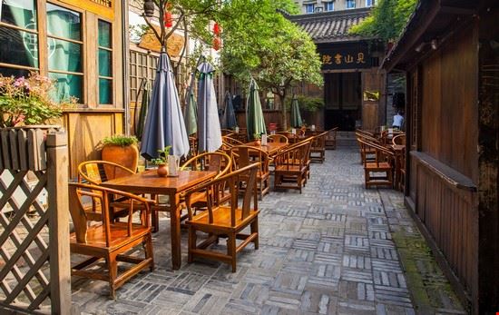  Chengdu Meiqianbao / Shutterstock.com Meiqianbao / Shutterstock.com