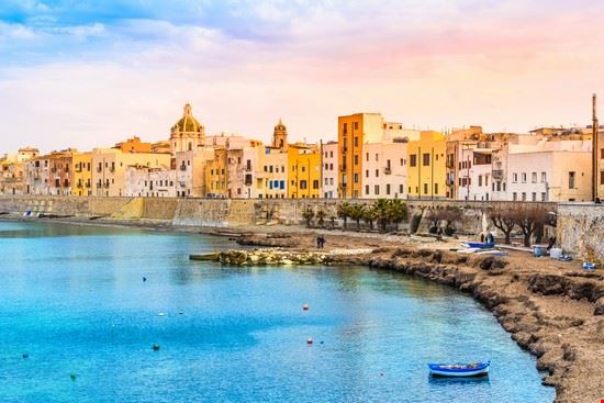 Nei dintorni Marsala leonori - Shutterstock.com leonori