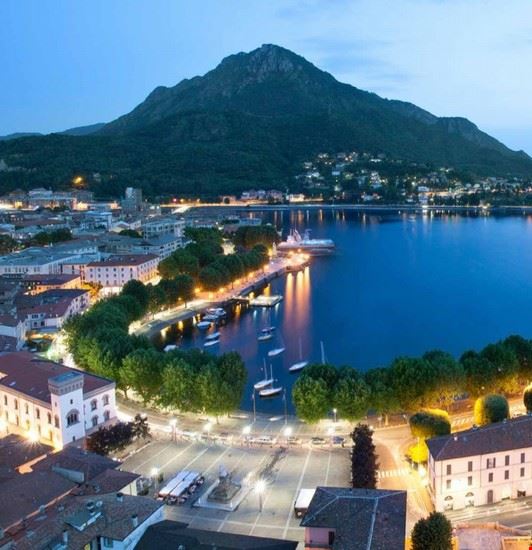 Campanile di San Nicolò - La vista dalla terrazza panoramica del campanile di Lecco