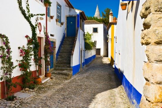 Obidos Lisbona gkuna - Shutterstock.com gkuna