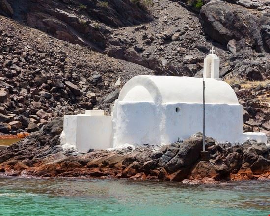 Hot Springs Santorini ian woolcock - Shutterstock.com ian woolcock