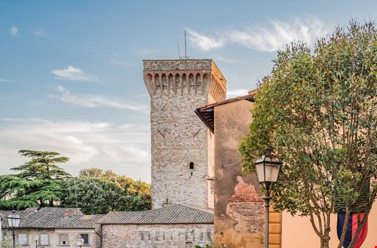 le torri di Lucignano Lucignano pegasophoto - Shutterstock.com pegasophoto