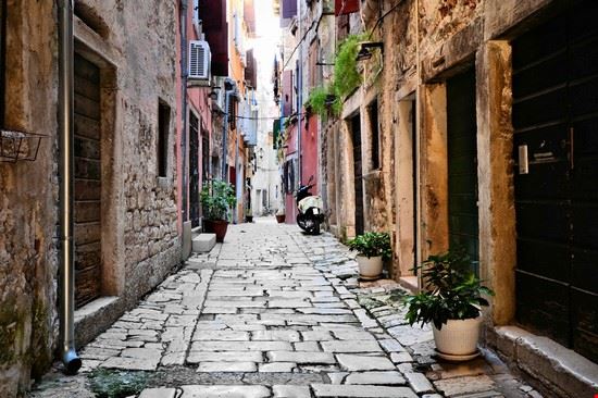  Rovinj JeniFoto - Shutterstock.com JeniFoto