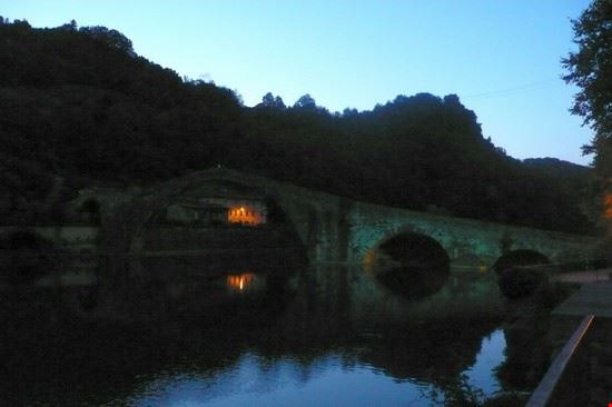 Il ponte del Diavolo - Il Ponte del Diavolo A Borgo Mozzato nel territorio dell'Abetone in provincia di Lucca.