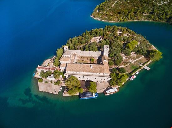  Dubrovnik paul prescott - Shutterstock.com paul prescott
