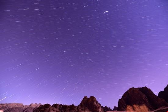 Wadi Rum Wadi Rum akturer - Shutterstock.com akturer