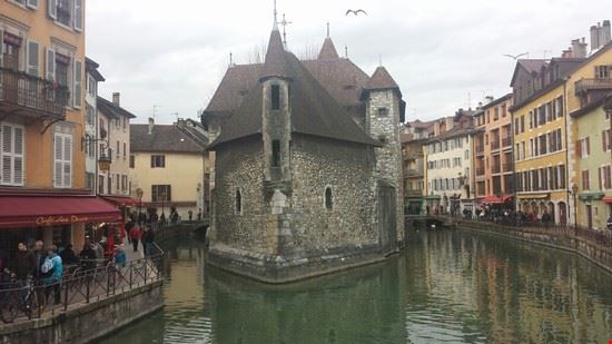  Annecy  
