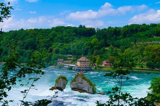 Cascate Sciaffusa Marco Lanciani - Shutterstock.com Marco Lanciani