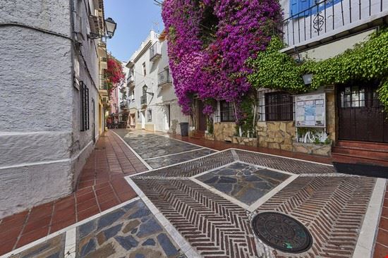 Casco Antiguo Marbella Jan Miko - Shutterstock.com Jan Miko