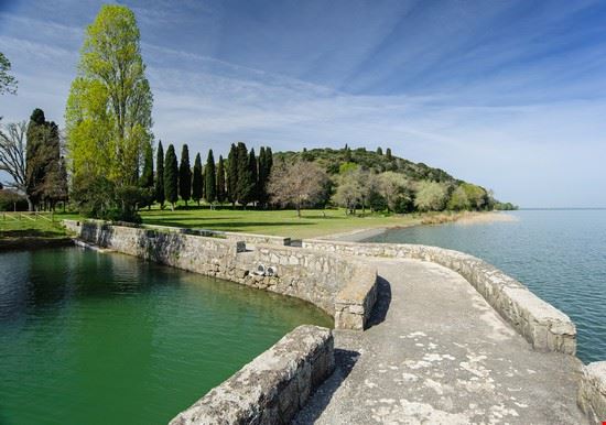  Isola Maggiore zummolo - Shutterstock.com zummolo
