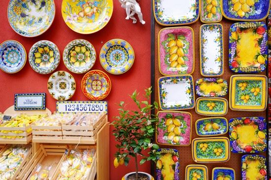 I vicoli Positano MNStudio / Shutterstock.com MNStudio / Shutterstock.com
