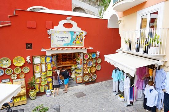 I vicoli Positano MNStudio / Shutterstock.com MNStudio / Shutterstock.com