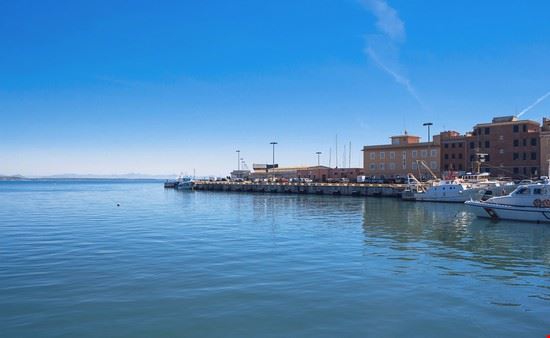  Anzio Saikom - Shutterstock.com Saikom