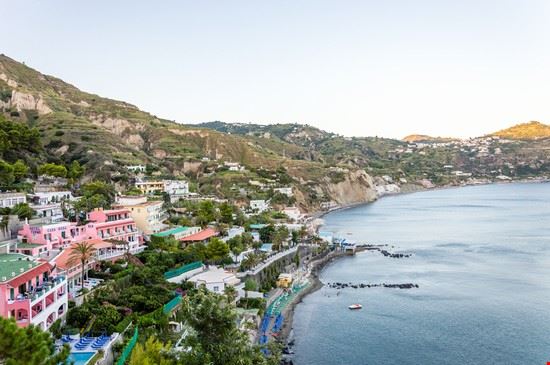 Sant'Angelo Forio sergiopazzano - Shutterstock sergiopazzano