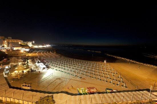 Spiaggia di Termoli Spiaggia di Termoli Claudio Giovanni Colombo - Shutterstock Claudio Giovanni Colombo