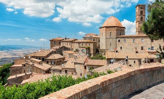 Borgo medievale Borgo medievale Petr Jilek - Shutterstock Petr Jilek
