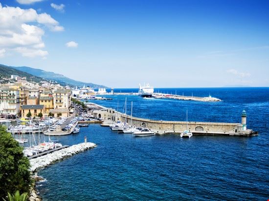  Bastia laraslk - Shutterstock laraslk