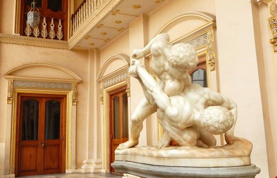  Hyderabad reddees / Shutterstock.com reddees / Shutterstock.com