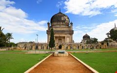 hyderabad tombe