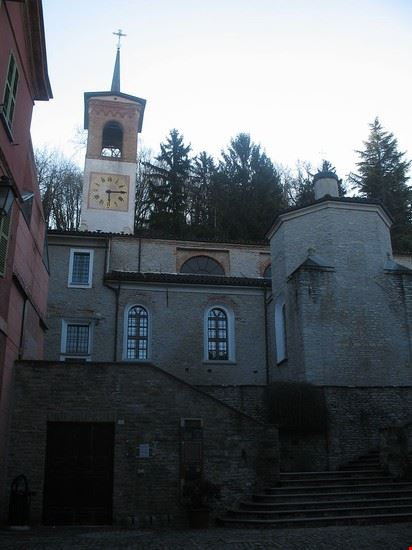  Santo Stefano Belbo AriPulce - CC BY SA 3.0 AriPulce